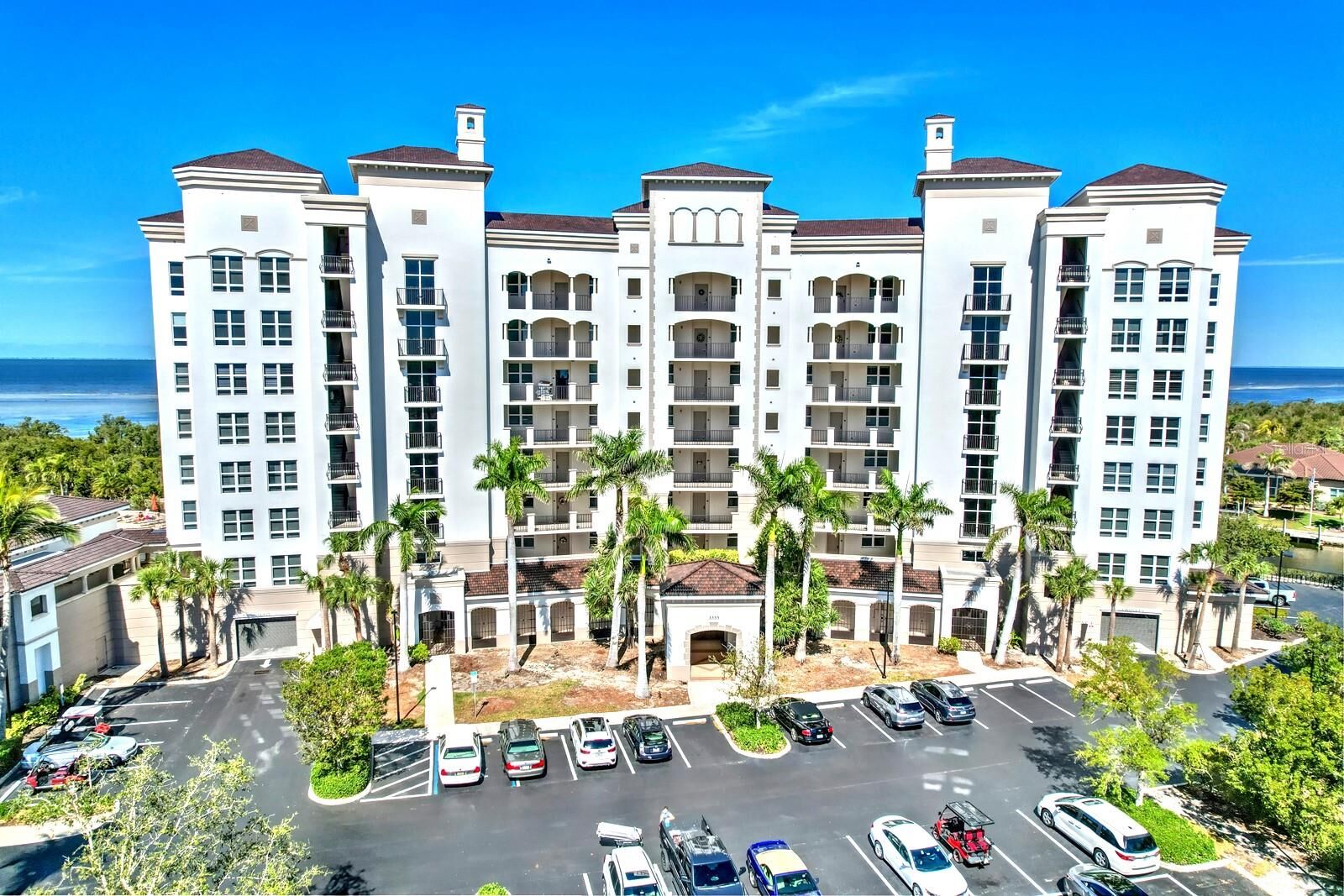 Property Photo:  3333 Sunset Key Circle 407  FL 33955 