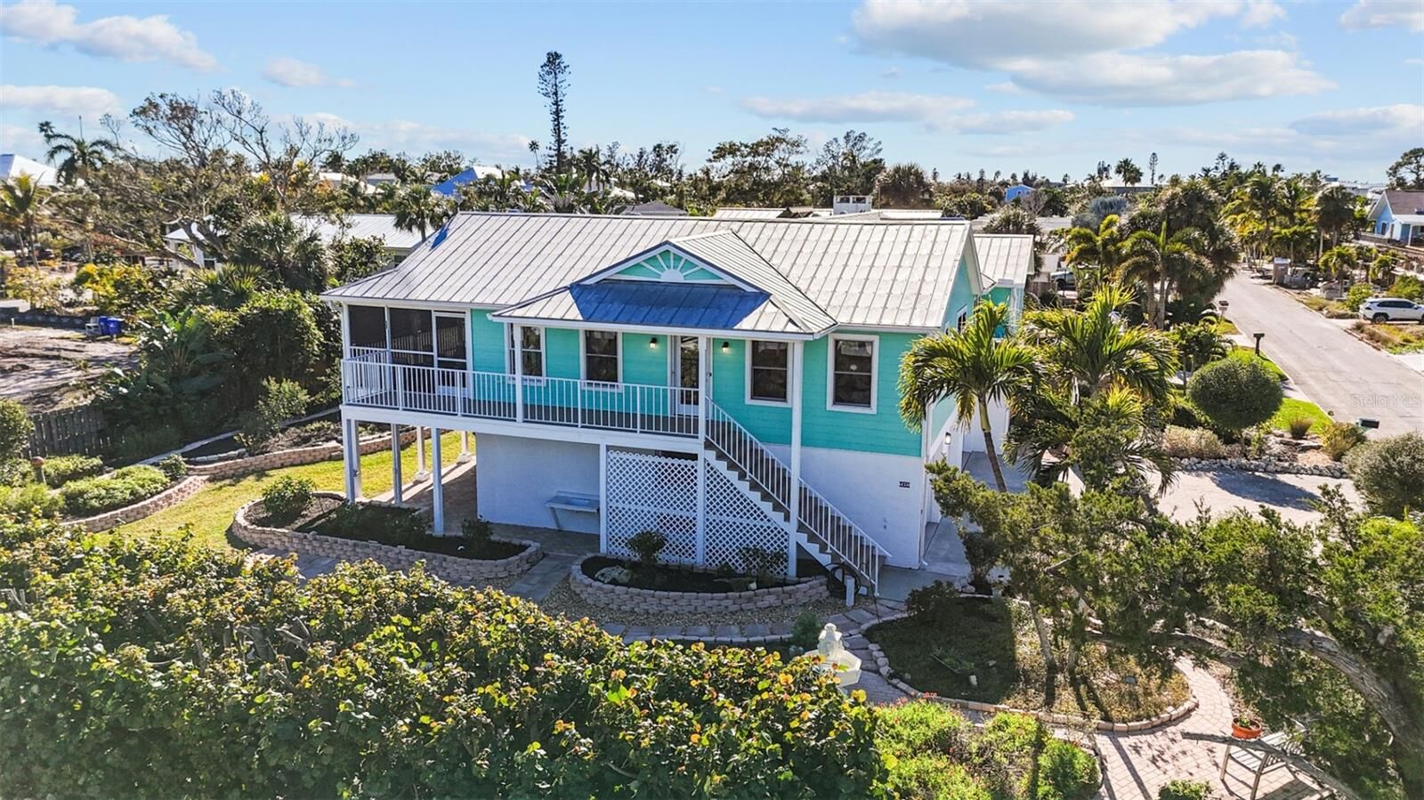 Property Photo:  7091 Longboat Drive E  FL 34228 