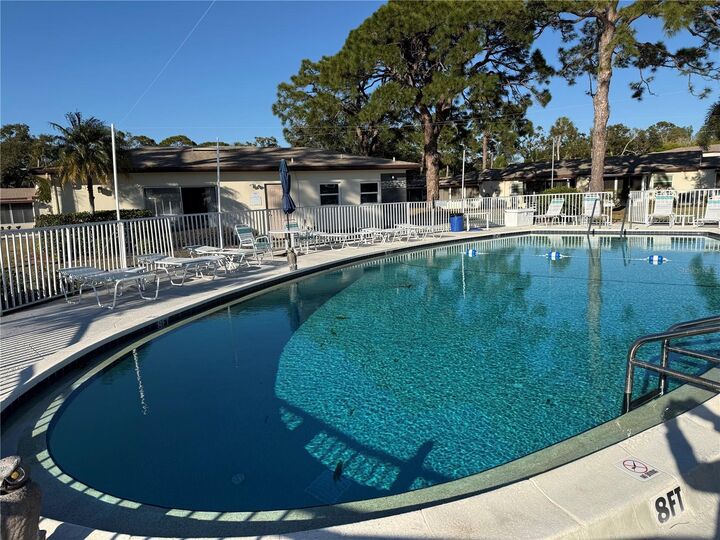 Property Photo: 2826 Swifton Drive 114 FL 34231