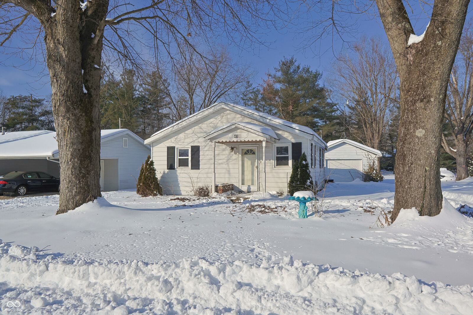 Property Photo: 4986 Adkins Street IN 47201