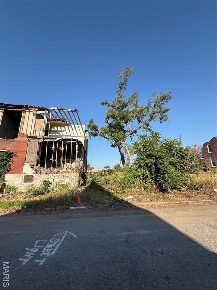 Property Photo:  4845 Page Boulevard  MO 63113 