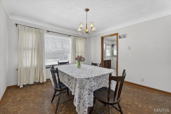 Property Photo:  46 Garden Lane  MO 63043 