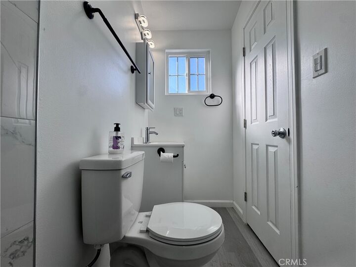 Property Photo:  1001 S Eucalyptus Avenue  CA 90301 