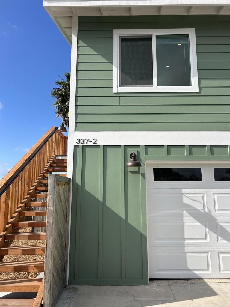 Property Photo:  337 2 S. Barnwell St.  CA 92054 
