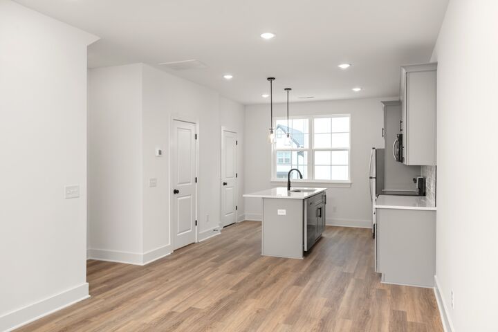 Property Photo:  700 N Dupont Ave 210  TN 37115 