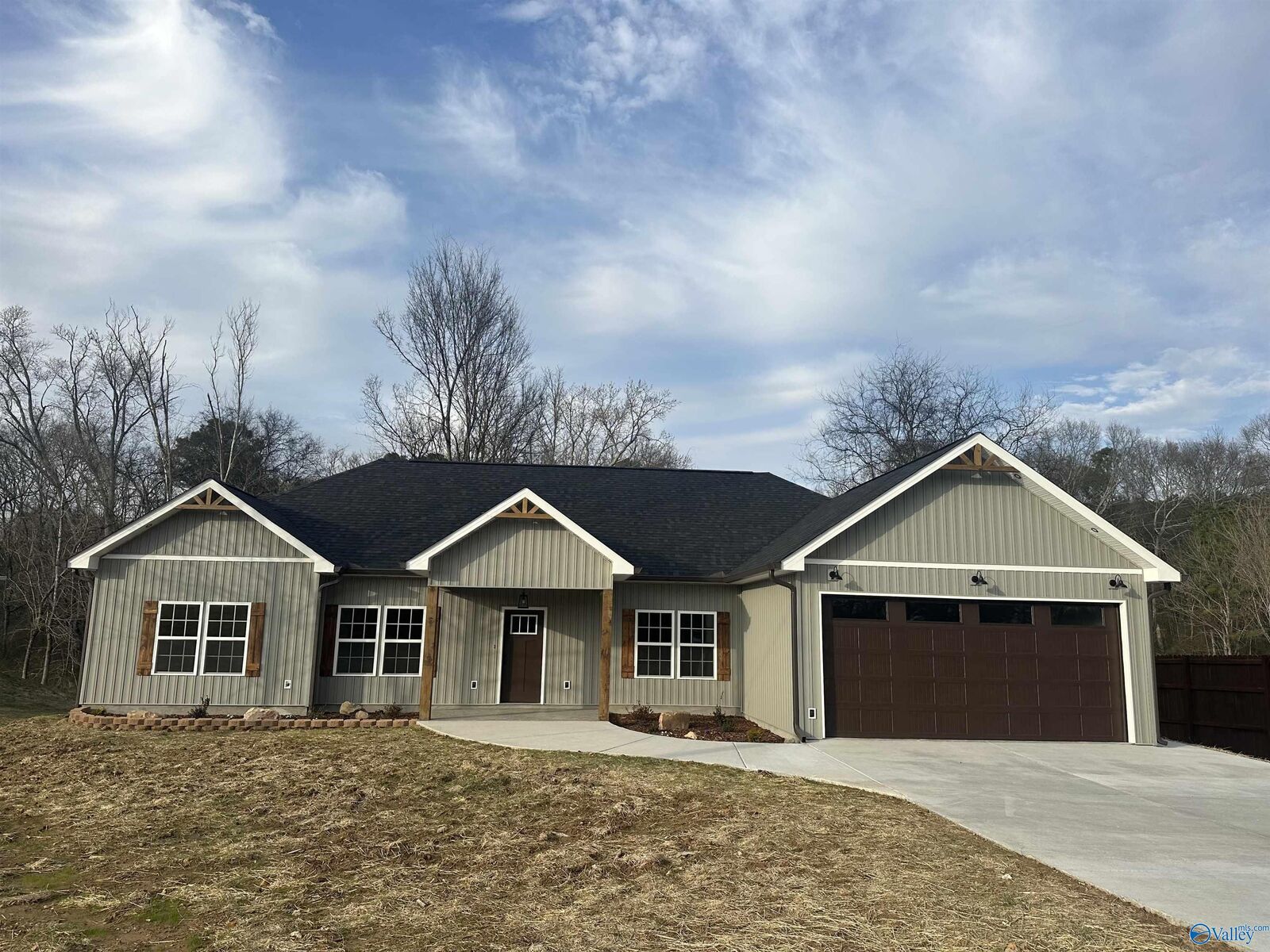 Property Photo:  18 Paraiso Creek Drive  AL 35950 