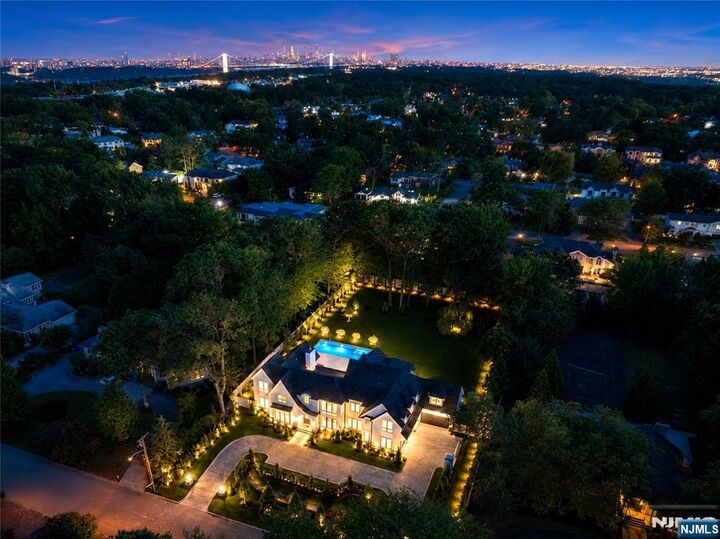 Property Photo:  90 Essex Drive  NJ 07670 