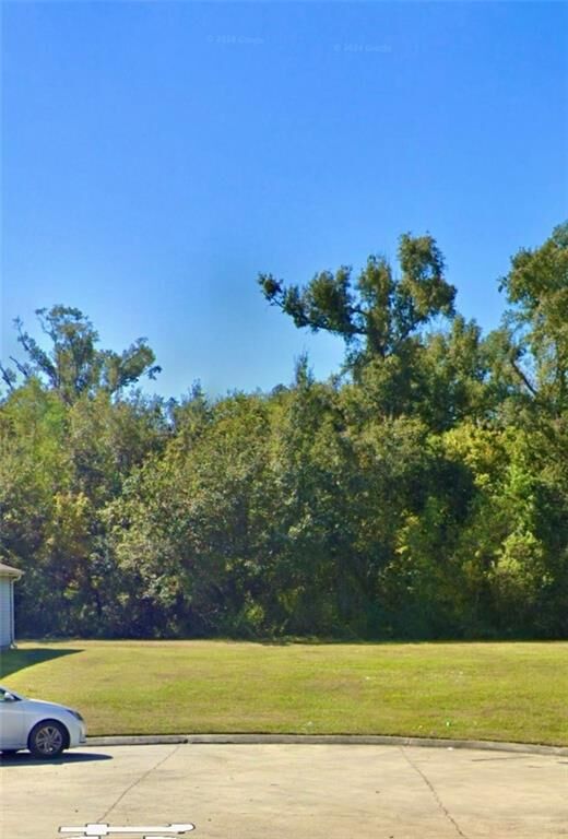 Property Photo:  1 Clifford Court  LA 70094 