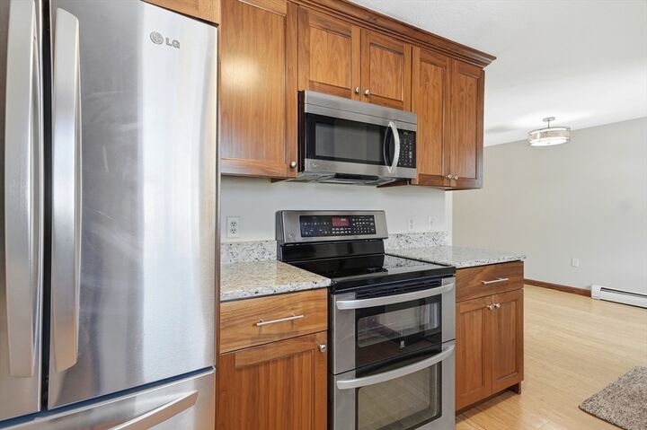 Property Photo:  193 Bayberry Hill Ln 193  MA 01453 