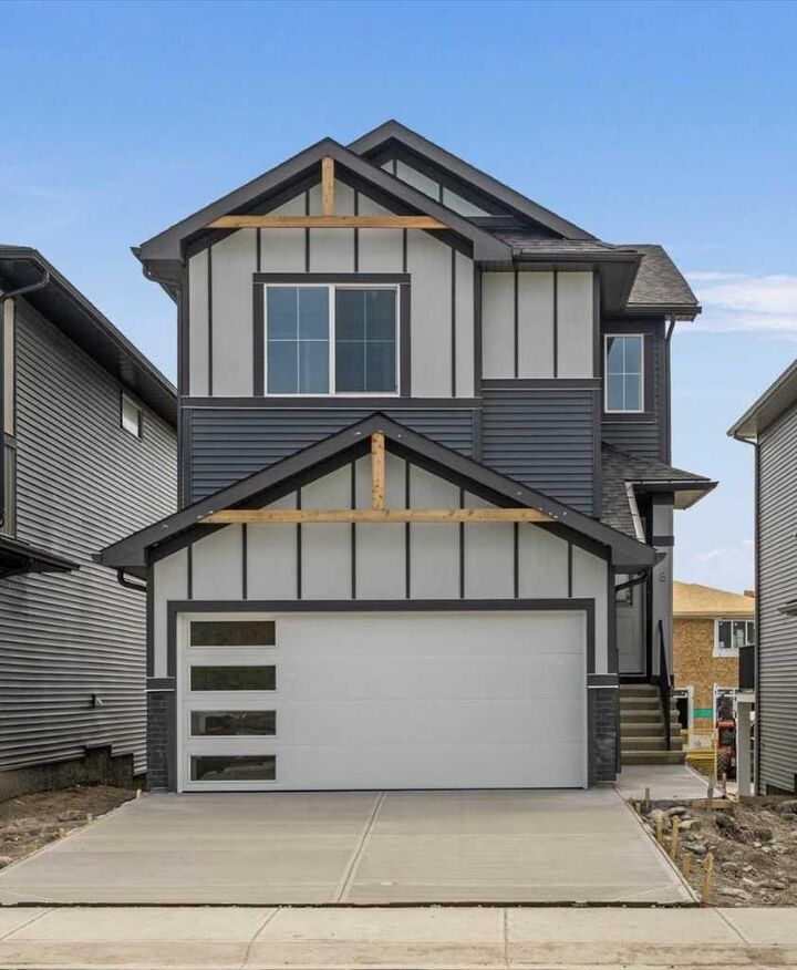 8 Topaz Place — photo 1