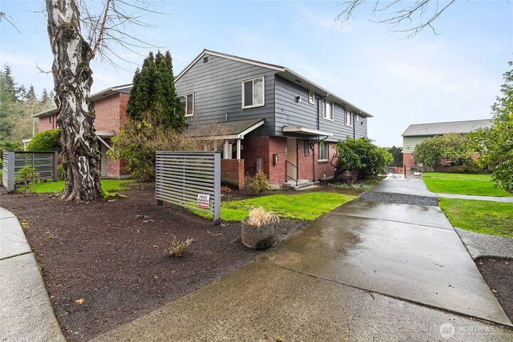 Property Photo: 901 N Forest Street 123 WA 98225