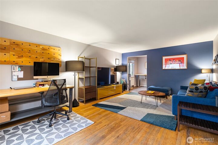 Property Photo: 901 N Forest Street 123 WA 98225