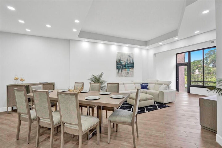 Property Photo:  7484 La Paz Boulevard 101  FL 33433 