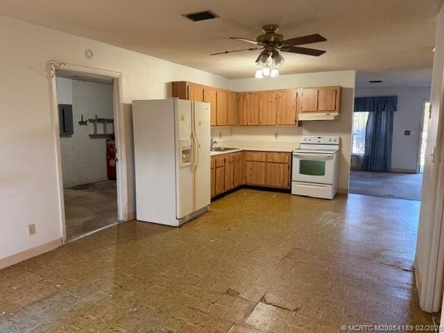 Property Photo:  1805 W 26th Street  FL 33404 