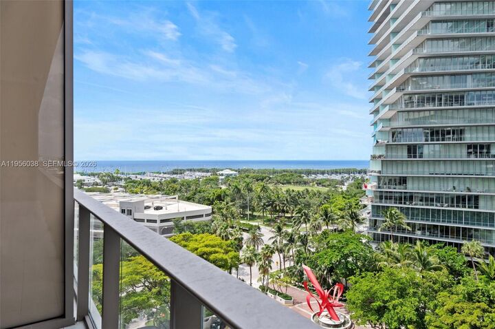 Property Photo:  2655 S Bayshore Dr 805  FL 33133 