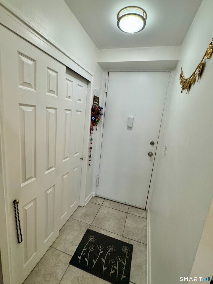 Property Photo:  91 Strawberry Hill Avenue 534  CT 06902 