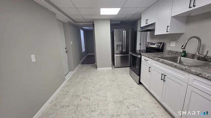 Property Photo:  209 Laurel Hill Avenue 2  CT 06360 