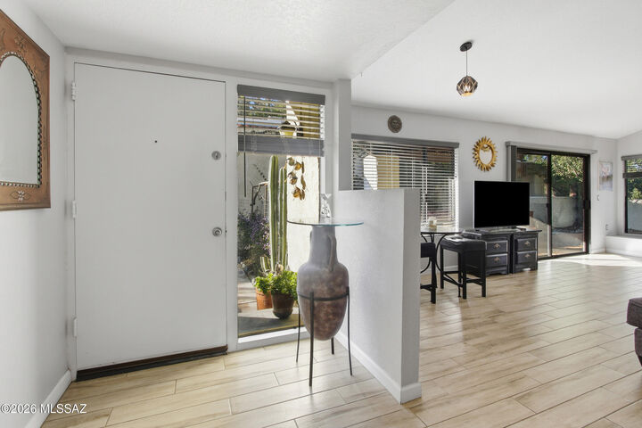 Property Photo: 7105 E Chorro Ci Circle E AZ 85715