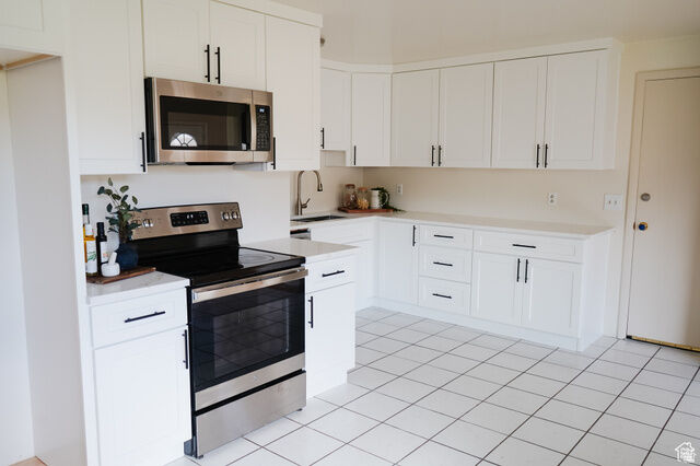 Property Photo:  1920 E 7130 S  UT 84121 