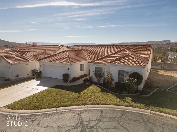 Property Photo: 39 N Valley View Dr #56 UT 84770