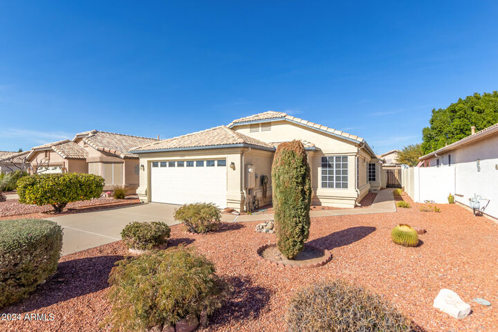 Property Photo:  10848 W Ventana Drive E  AZ 85373 