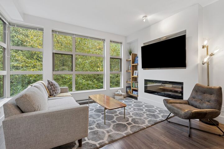 Property Photo:  3606 Aldercrest Drive 406  BC V7G 0A3 