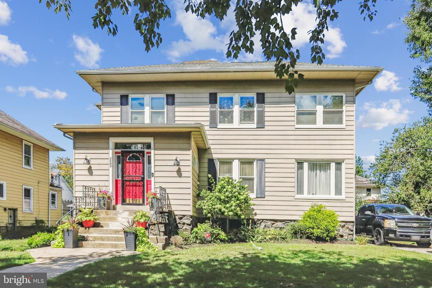 Property Photo:  3504 Edgewood Road  MD 21215 