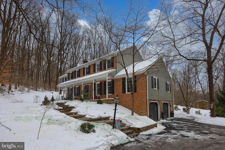 Property Photo:  332 Laurel Drive  PA 17406 