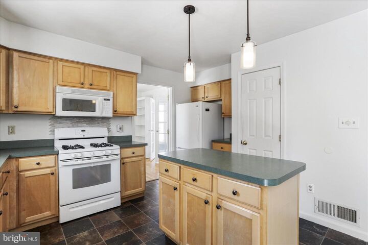 Property Photo:  10 Shoal Creek Court  WV 25405 