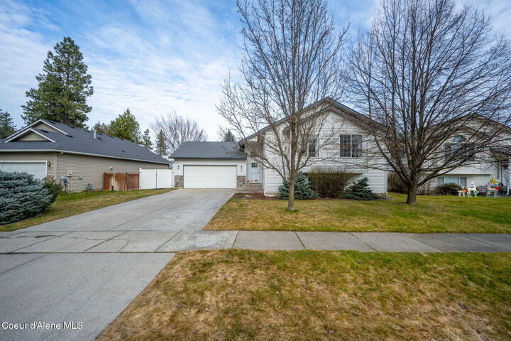 Property Photo:  1201 W Edgewood Cir  ID 83815 