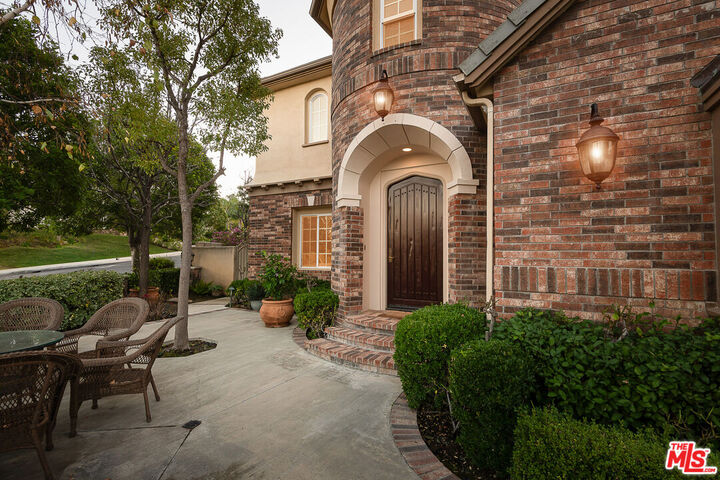 Property Photo:  26706 Provence Dr  CA 91302 