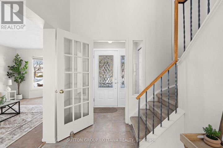 Property Photo:  908 Chaleur Way  ON K1C 2S1 