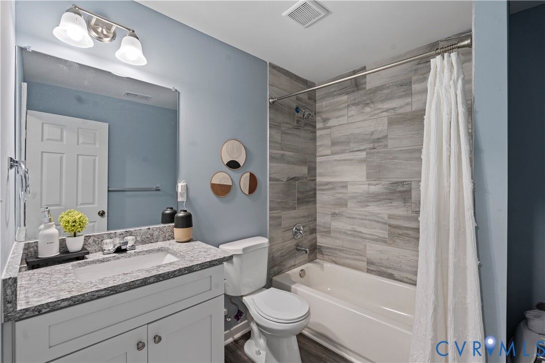 Property Photo: 1108 Bolling Street VA 23803