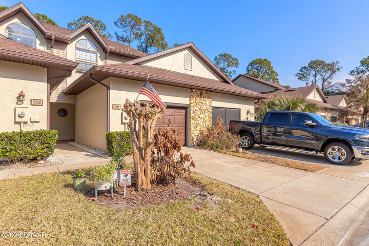 Photo de la propriété:  129 Par Brook Road  FL 32114 