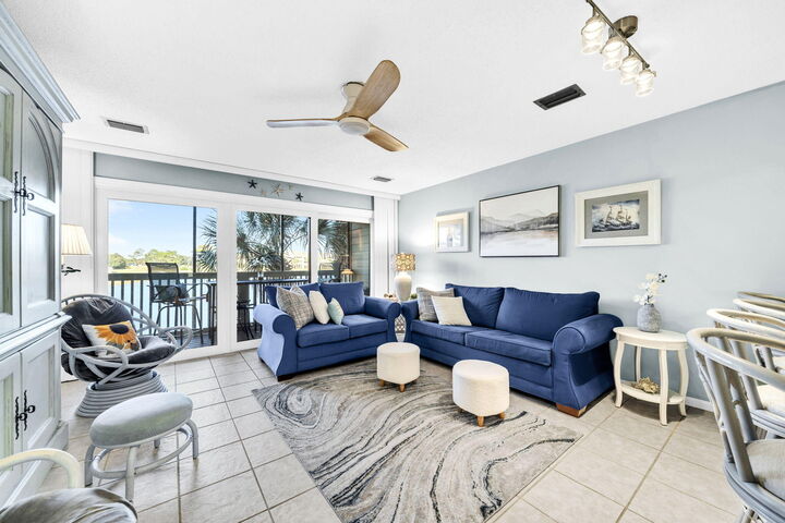 Property Photo: 135 S Driftwood Bay Unit 216 FL 32550