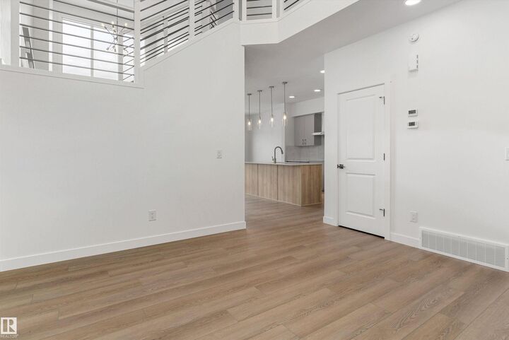 Property Photo:  18927 28 Avenue NW  AB T6M 3H9 