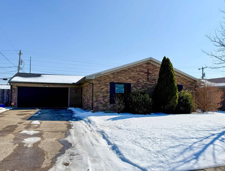 Property Photo:  2313 Secretariat Dr  KY 42301 