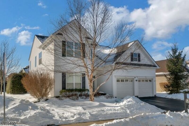 Property Photo:  4 Virgil Ln  NJ 07836 