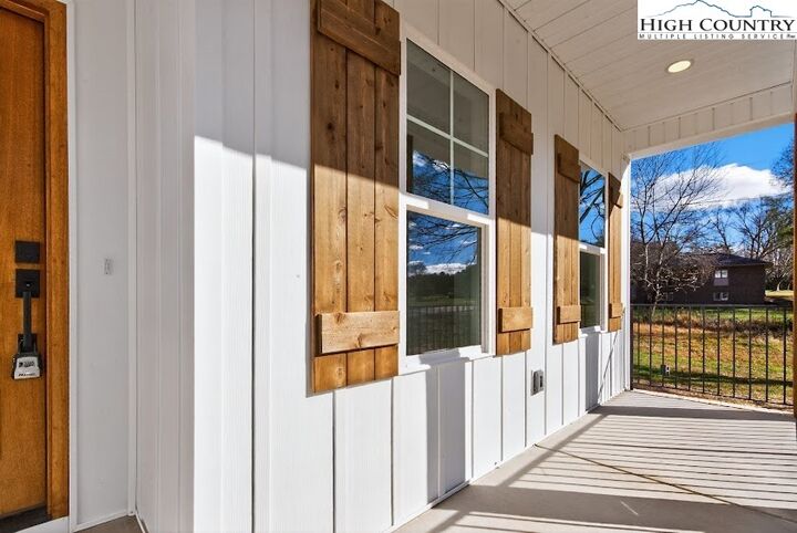 Property Photo:  303 Country Club Drive  NC 27048 