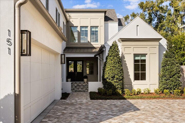 Property Photo: 151 Oakwood Way FL 32789