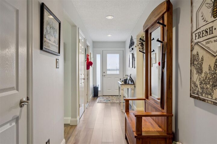 Property Photo:  916 Belle Oak Drive  FL 34748 