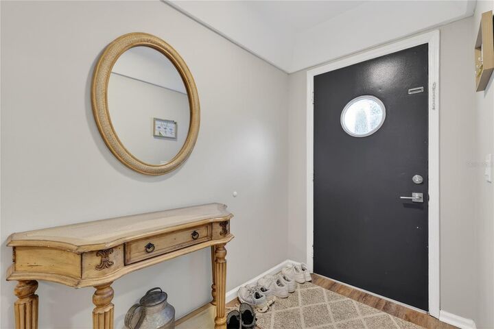 Property Photo:  4416 Dunwoody Place 9  FL 32808 