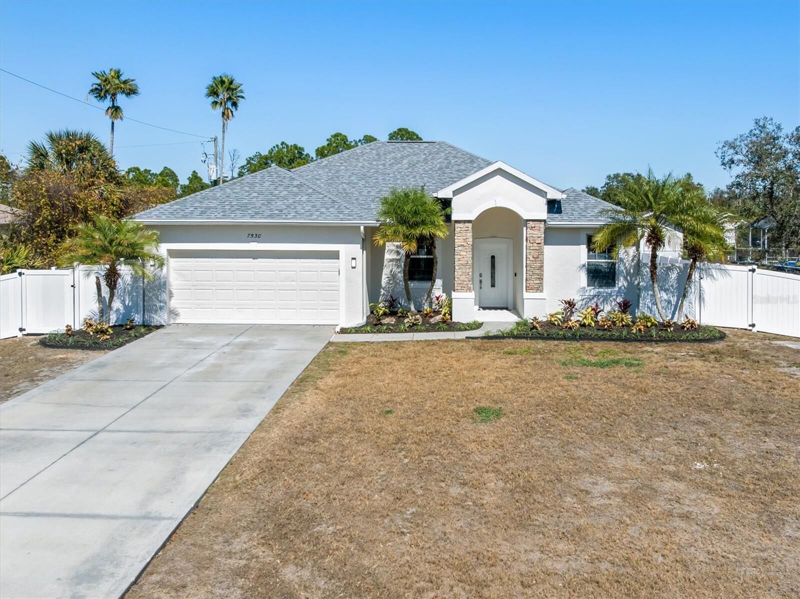 Property Photo:  7530 W Price Boulevard  FL 34291 