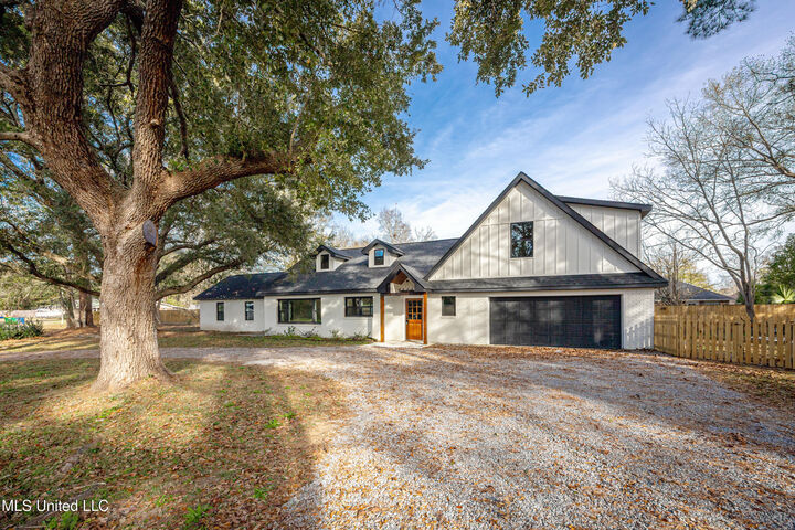 Property Photo:  9329 Ridgeview Drive  MS 39564 