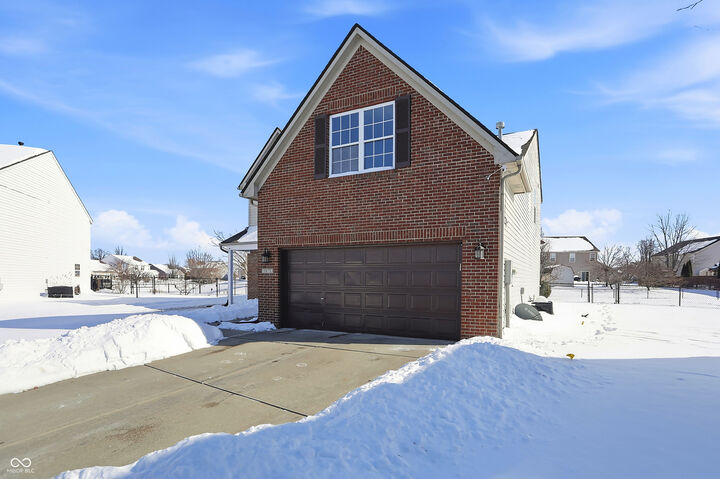 Property Photo:  1071 Hazelwood Drive  IN 46143 