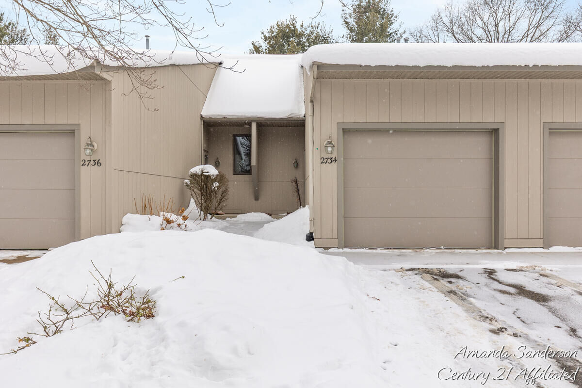 Property Photo:  2734 Sandstone Terrace NE  MI 49525 