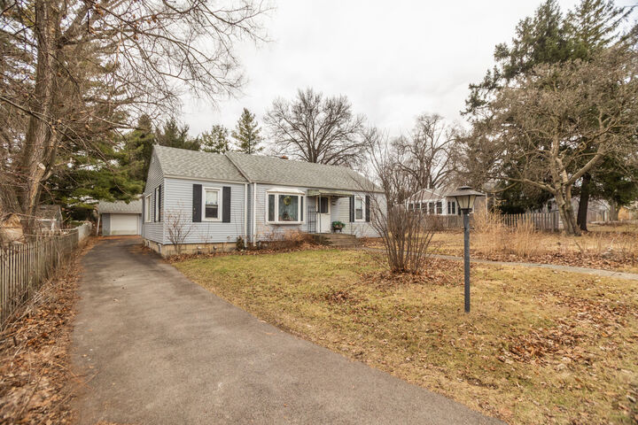 Property Photo: 105 Traube Avenue IL 60515