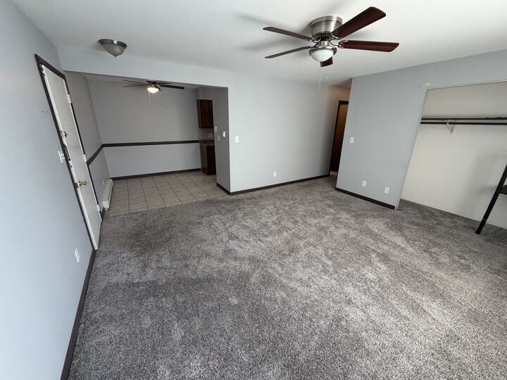 Property Photo:  350 N Birch Drive 10  IL 60950 