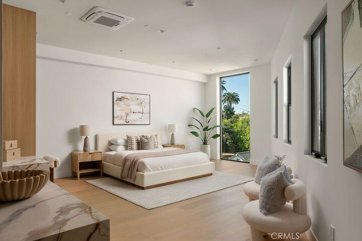 Property Photo:  2619 S Rimpau Blvd  CA 90016 