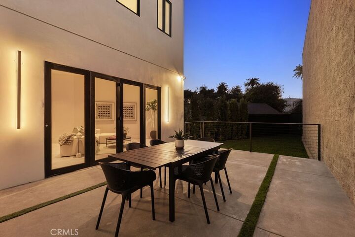 Property Photo:  2619 S Rimpau Blvd  CA 90016 